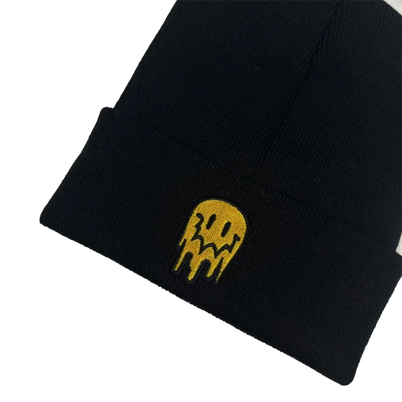 Autunm Winter Embroidered Melting Smiley Face Skullies Caps Women Warm Soft Beanies Knit Hat Men Bonnet Cap