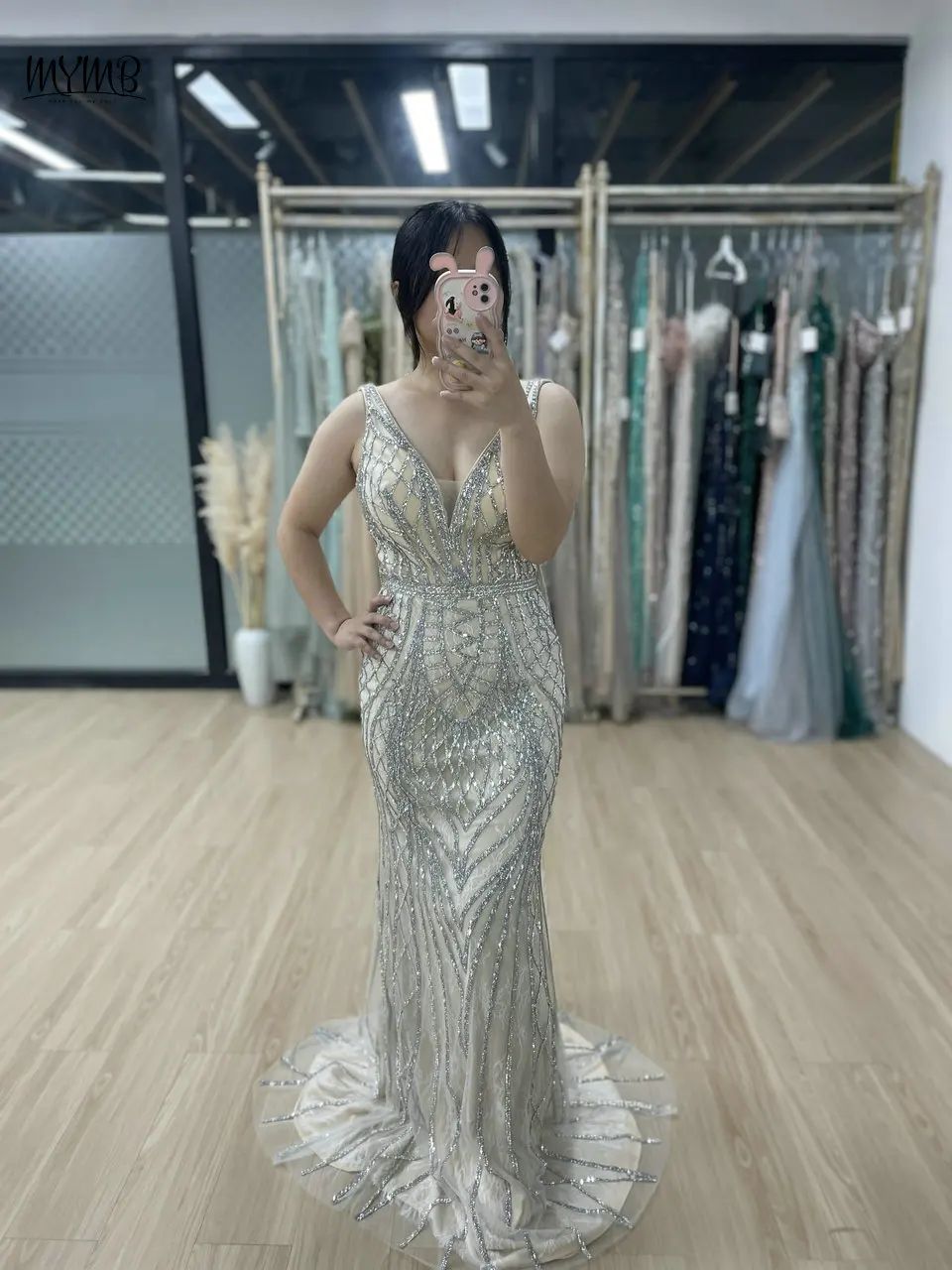 MYMB Luxury Dubai V Neck Sleeveless Formal Party Dress Gorgerous Mermaid V Shape Back Couture Evening Gown for Women Celebrity