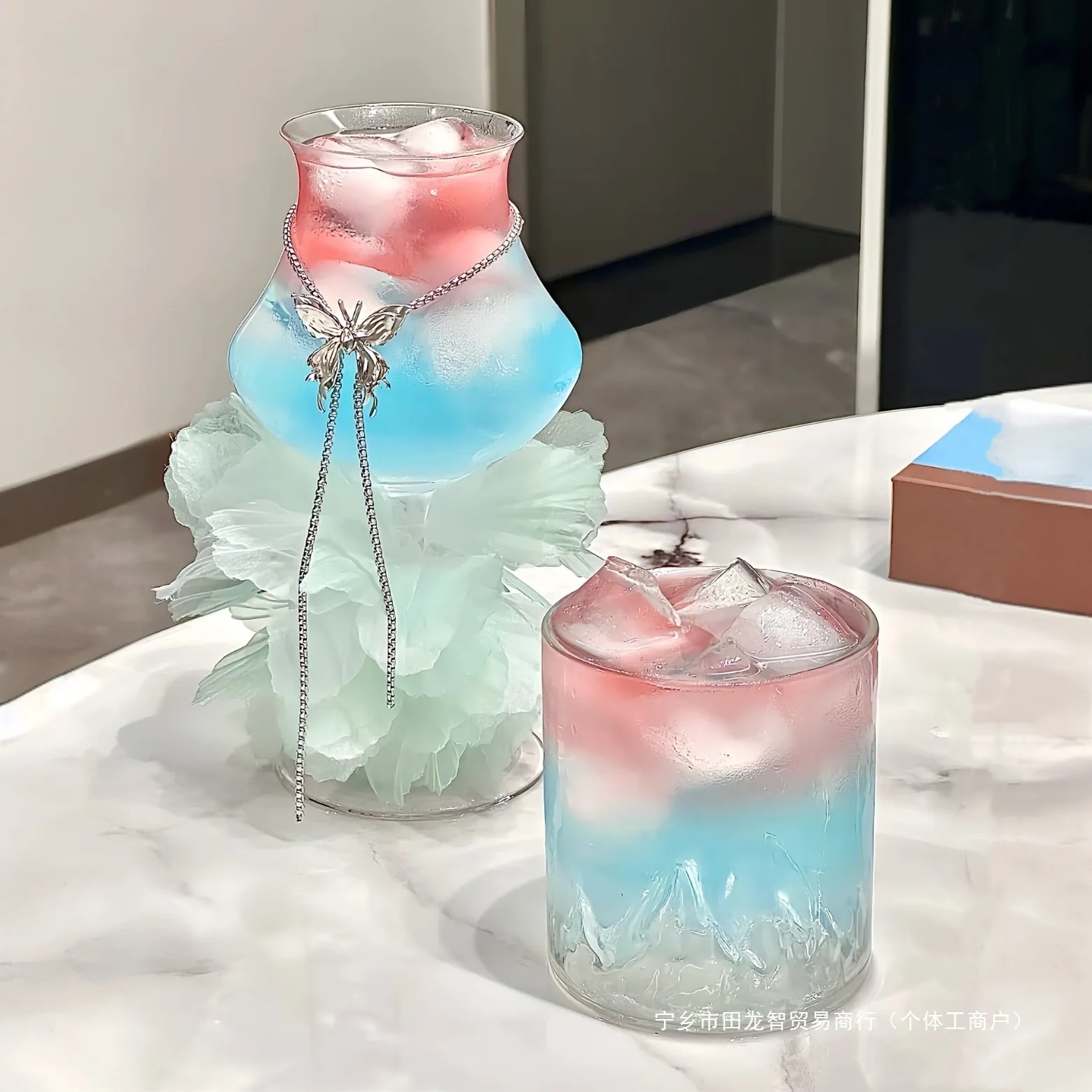Bar shop Internet celebrity cocktail glass creative glass cocktail high value personality combination wine glass