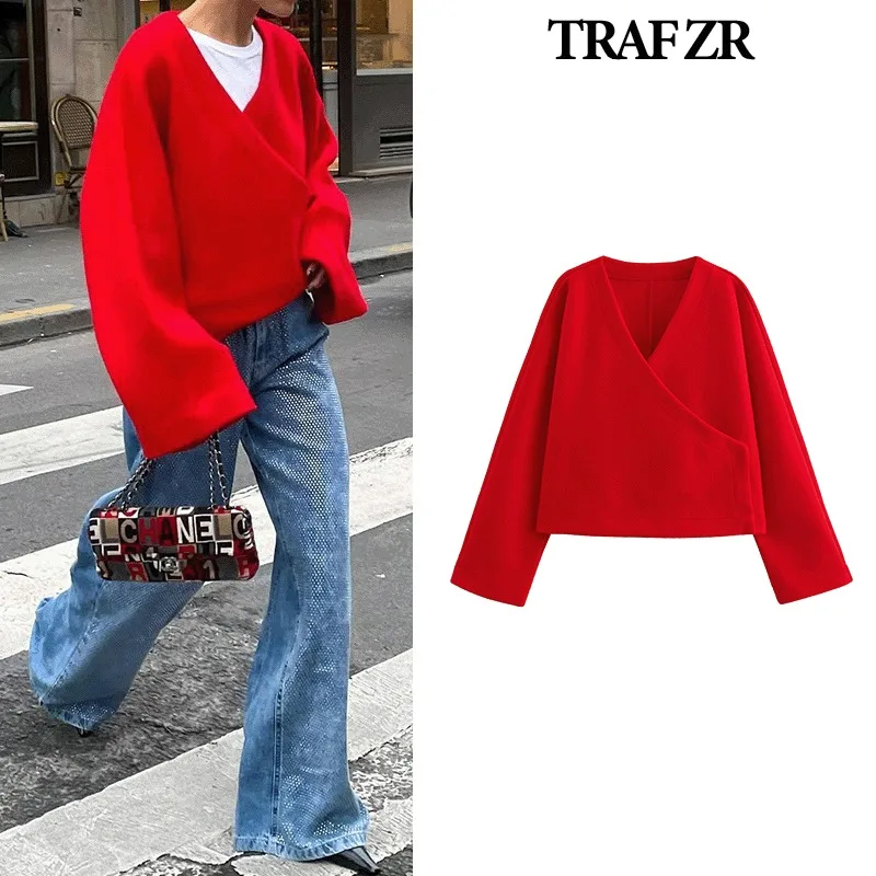 

TRAF ZR Short T-shirts with Long Sleeves Y2k Tops V-Neck Women Tops Streetwear Vintage T-shirt Autumn Women's Red T-shirts