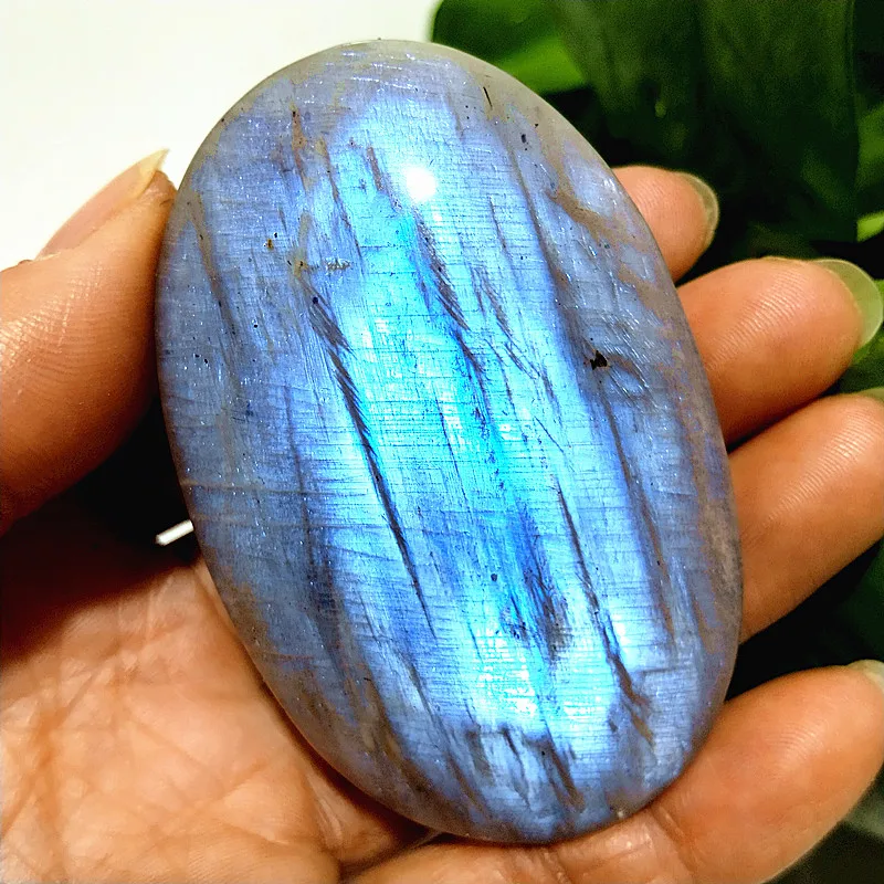 

Natral Gemstone Beautiful Moonstone Labradorite Palm Stone Crystal Sorcerer Meditate Spiritual Healing Crystal Home Decoration