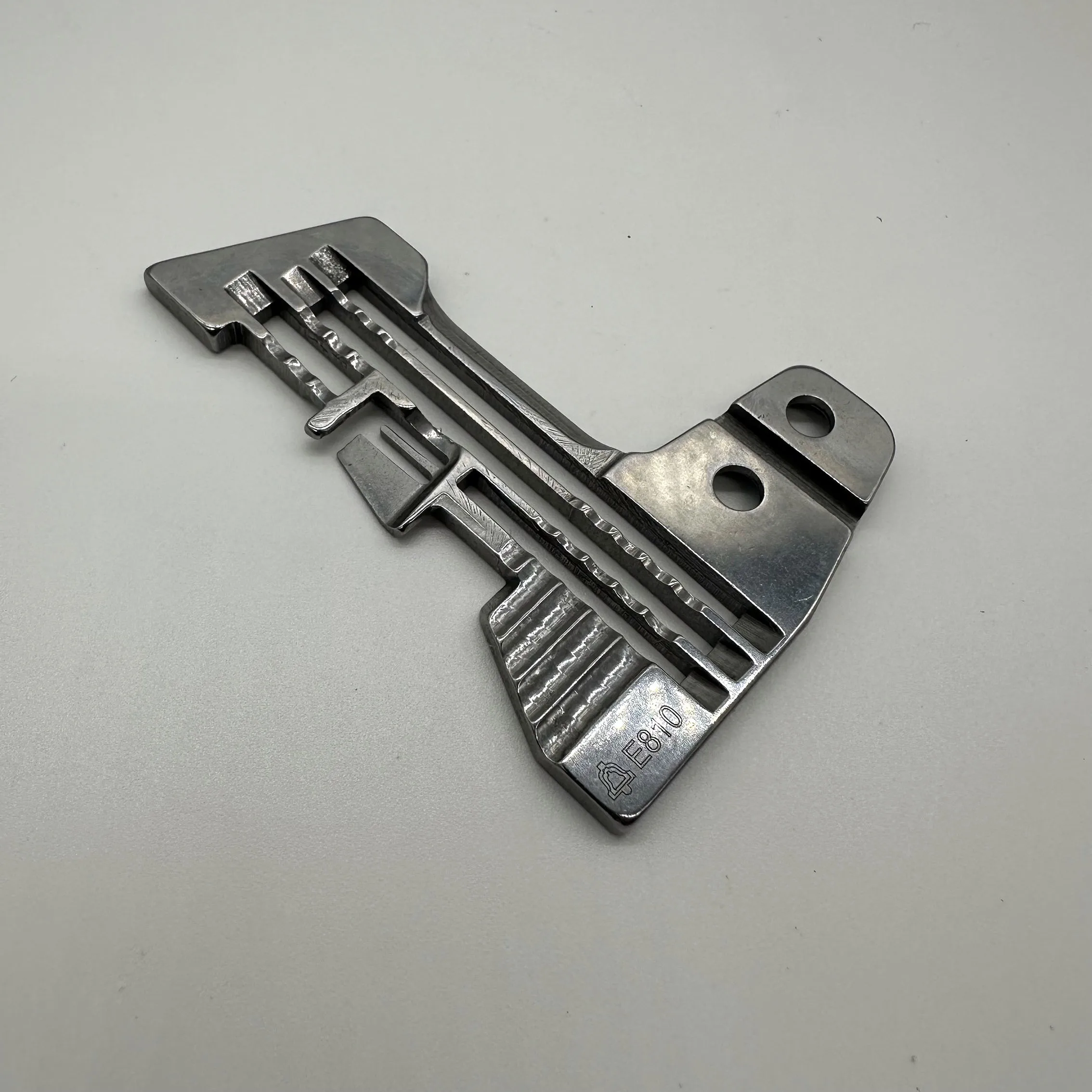 Q X YUN Sewing Machine Parts Needle Plate E810 For SIRUBA 747-512M1  Good quality