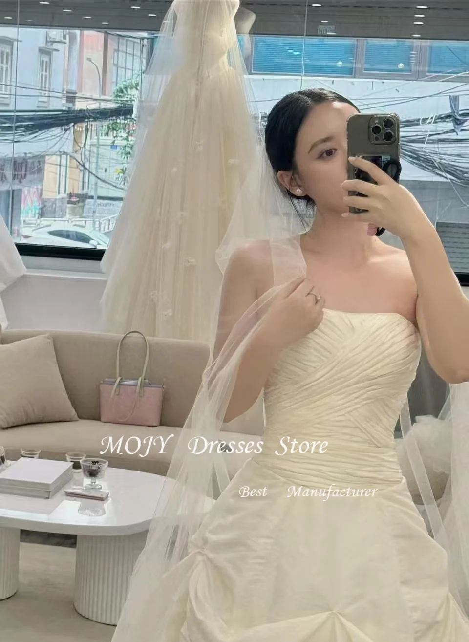 Mojy 2025 Modern Mermaid Wedding Dress Sleeveless Strapless Korea Photoshoot Pleat Bride Gowns 웨딩드레스 Soft Satin Garden Cust