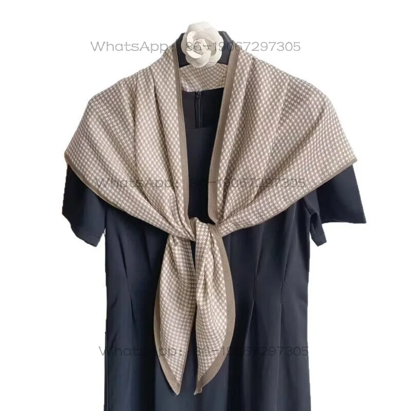 

French Retro Thousand Bird Grid Silk Scarf Triangle Scarf Shawl Ethnic Headscarf Decorative