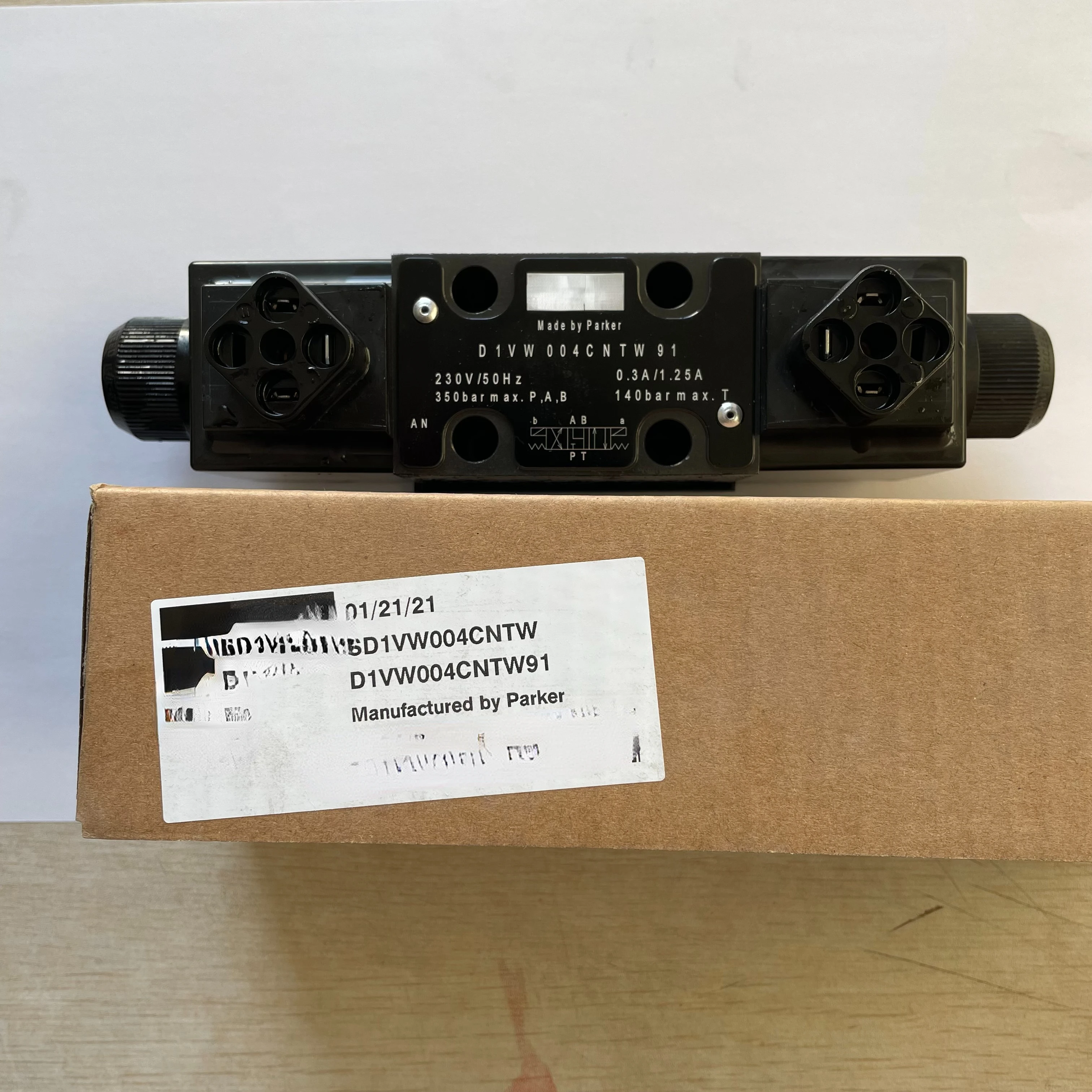 Spool valve solenoid directional valve D1VW004CNTW91