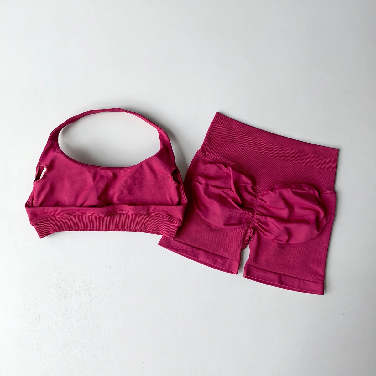 2-teiliger Yoga-Anzug für Damen, nahtlose Fitness-Gym-Kleidung, Neckholder-Sport-BH, passende Shorts, Workout-Set, Gym-Outfit – Detail 23