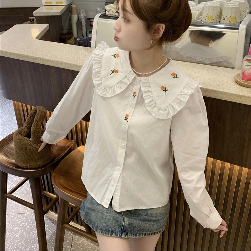 Peter Pan Collar Shirts Women French Autumn Flower Embroidery Button-up Girls Long Sleeve Tops Sweet All-match Single Breasted