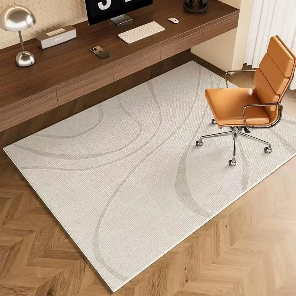 

Современный плюшевый ковер обеспечивает мягкое комфорта в гостиных, спальнях, гардеробных, столовых и домашних офисах.