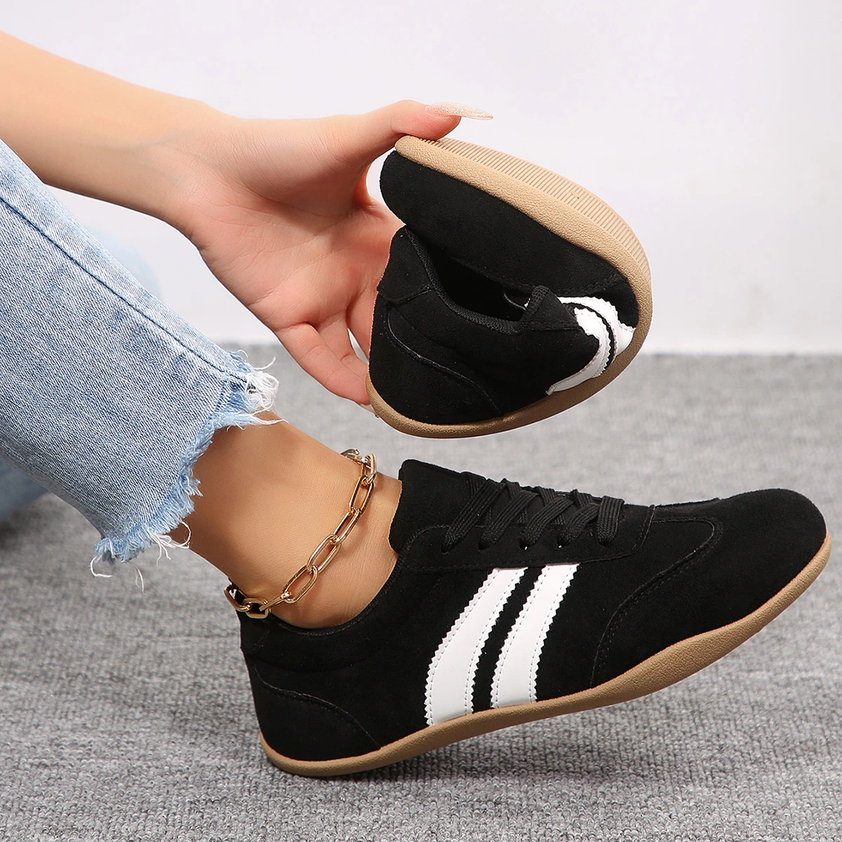 Women's Spring New Classic Solid Color Flat Shoes 2026 Everyday Office Shopping Slip-on Comfortable Vulcanized Shoes Sizes 36-43