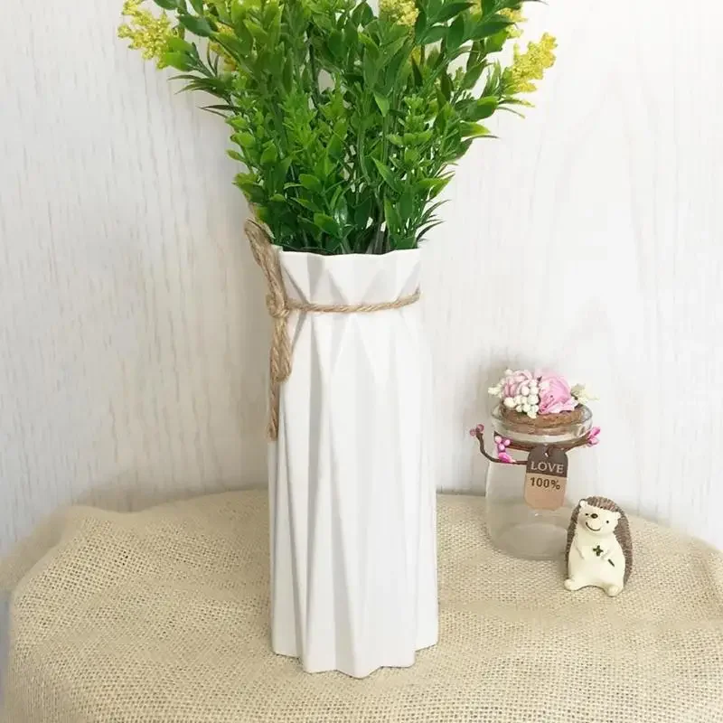

White Origami Plastic Vase - Imitation Ceramic Flowerpot & Basket for Artificial Flowers, Faux Flowers, Fake Flowers - Home Deco