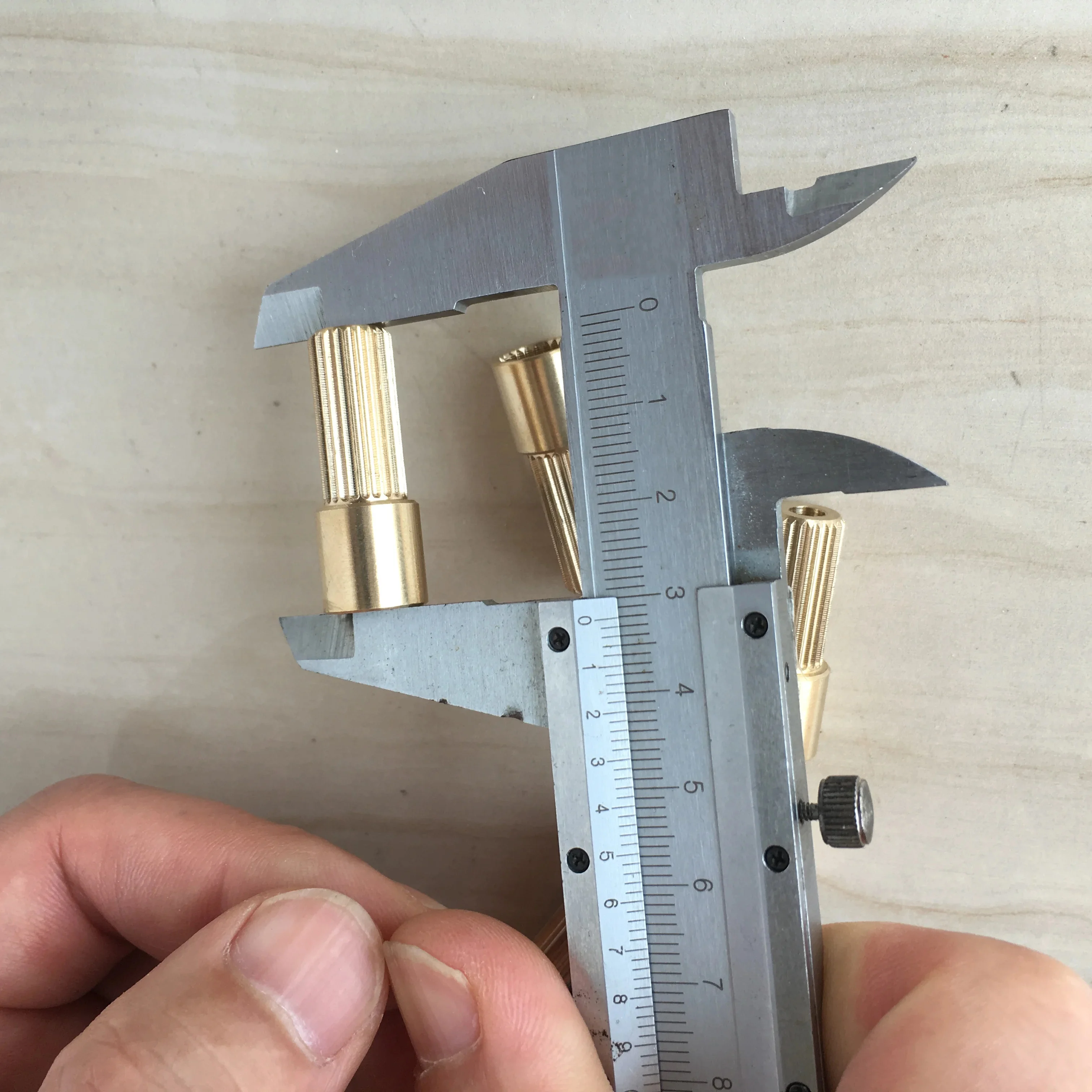 Brass 24-Tooth 9.6mm Faucet Valve Core Extension Rod 32mm Adjustable Extended Toothed Sleeve For Plumbing Repair