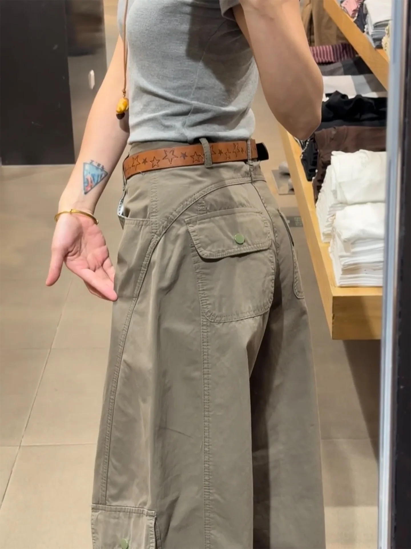 

High Waist A-Line Cargo Pants Women's Autumn American Retro Pear ape Hip Covering Slimming Pants Coffee Wide Leg Knife Pants