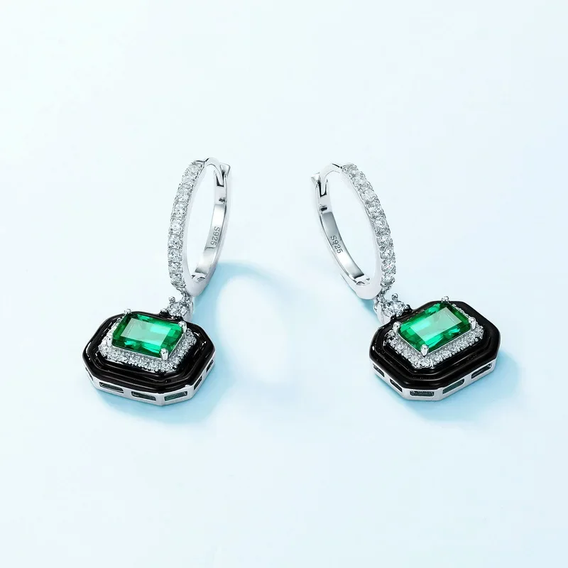 Lady Black Enamel Earrings for Women 18K Gold Color Baby Stone PT950 Platinum Cultured Emerald Earrings