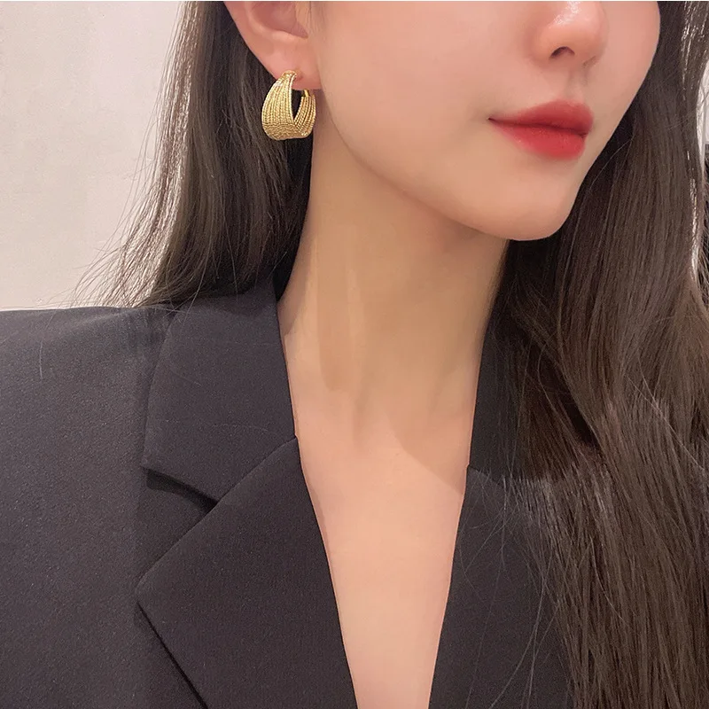 New Fashion Trend Unique Design Elegant Delicate Retro Exaggerated Multilayer Stud Earrings Women Jewelry Party Gifts Wholesale