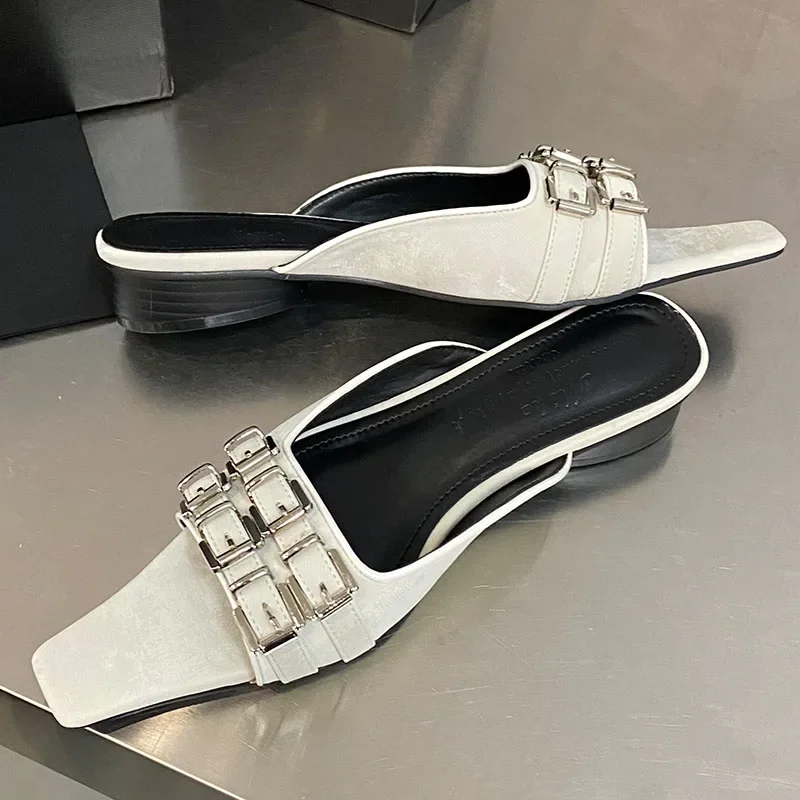 Fashion Metal Buckle Female Slides Women Heel Slippers Footwear New In 2024 Beach Shallow Ladies Round Heel Slippers Shoes
