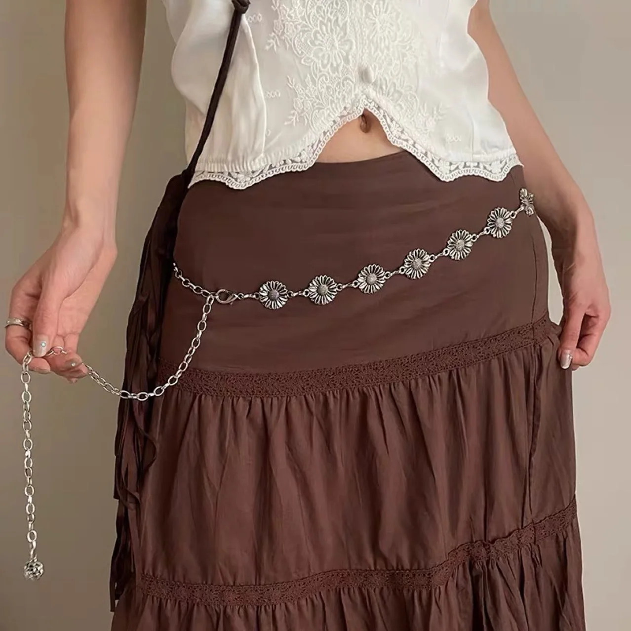 الرجعية المعادن عباد الشمس الخصر سلسلة المرأة الديكور جديد الصيف تنوعا فستان تصميم الخصر سلسلة-INS