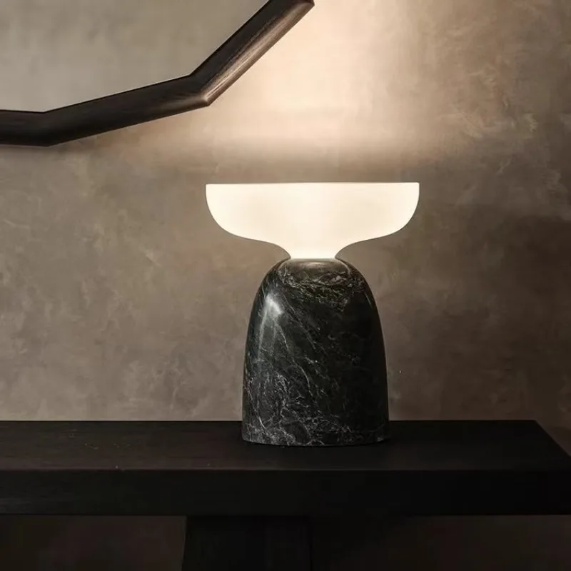 

French medieval marble Italian light luxury hotel living room bedroom decoration atmosphere desk lamp