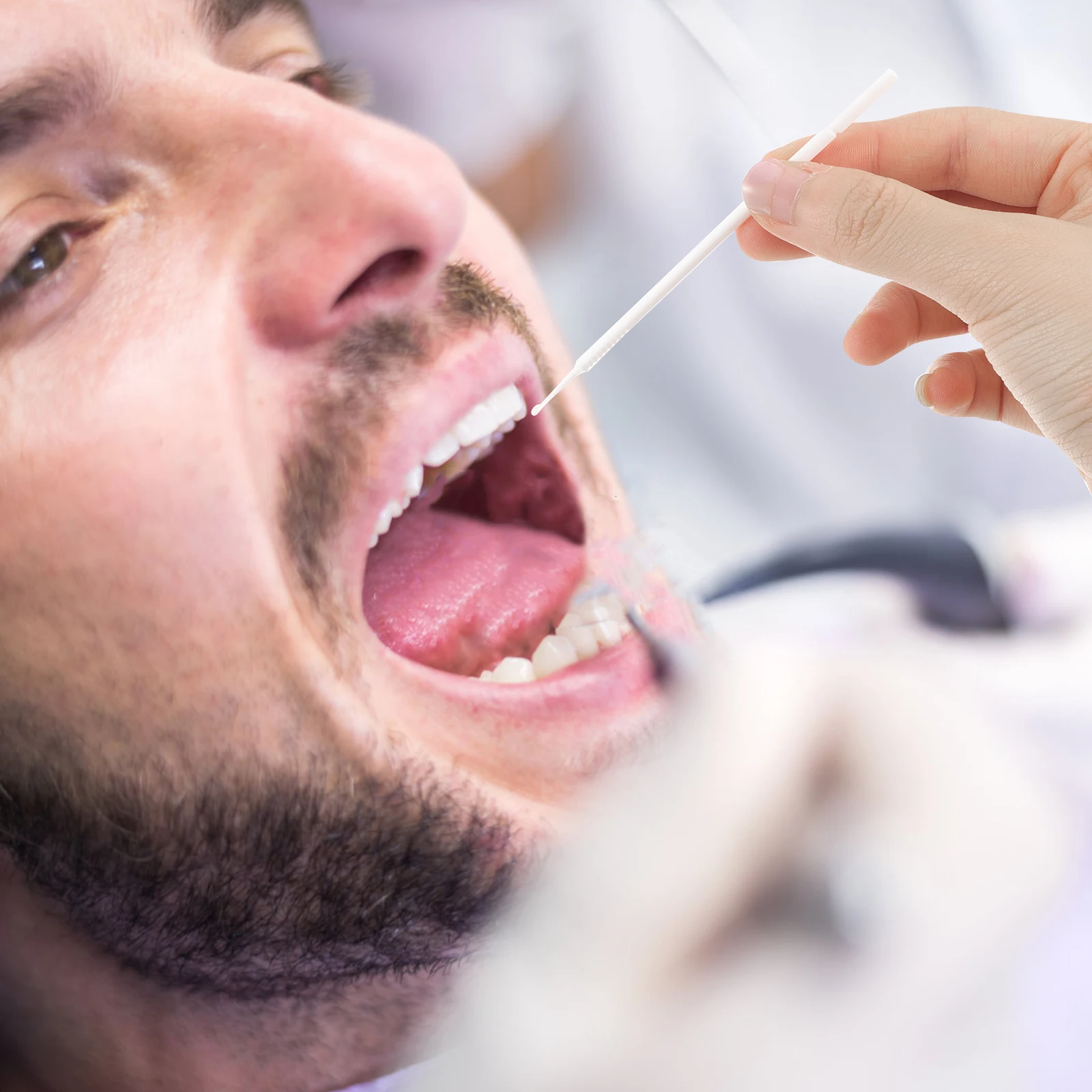 

100pcs Cotton Buds Set Disposable Micro Applicators Dental Brushes Storage Box Home Travel Use Maintain Health