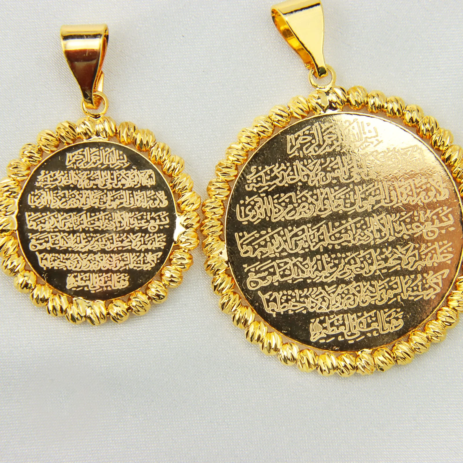 AYONG Turkish Gold Coin Pendant 18k Gold Plated Dubai Middle East Round Necklace Pendants Bridal Wedding Religious Jewelry Gift