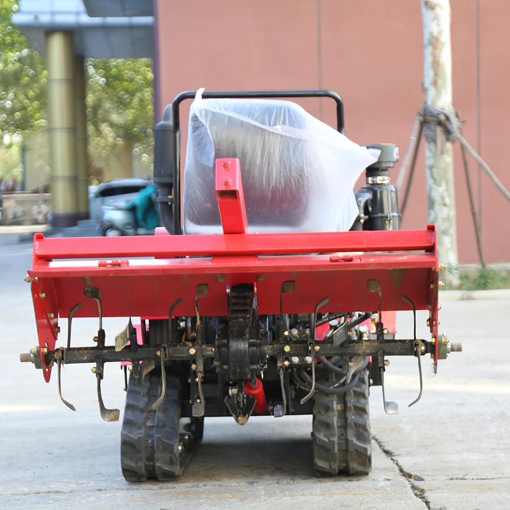 Cina Motoscafo rotativo per fattoria di erba Piccolo coltivatore per terreno Tillers rotanti per trattore diesel con telecomando in vendita