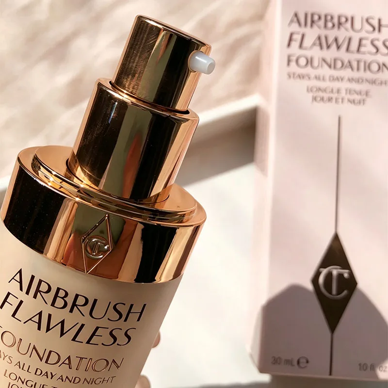 CT Portable Soft Light Oil Control Liquid Foundation Small Gold Plate Powder Micro Light Powder Air Cushion Natural Cosmetics