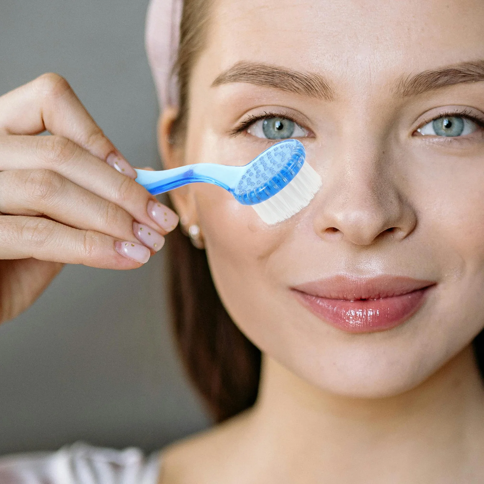 Livres de brosse pour le visage avec capuchon, poignée de récurage, nettoyeur d'ongles, 4 pièces