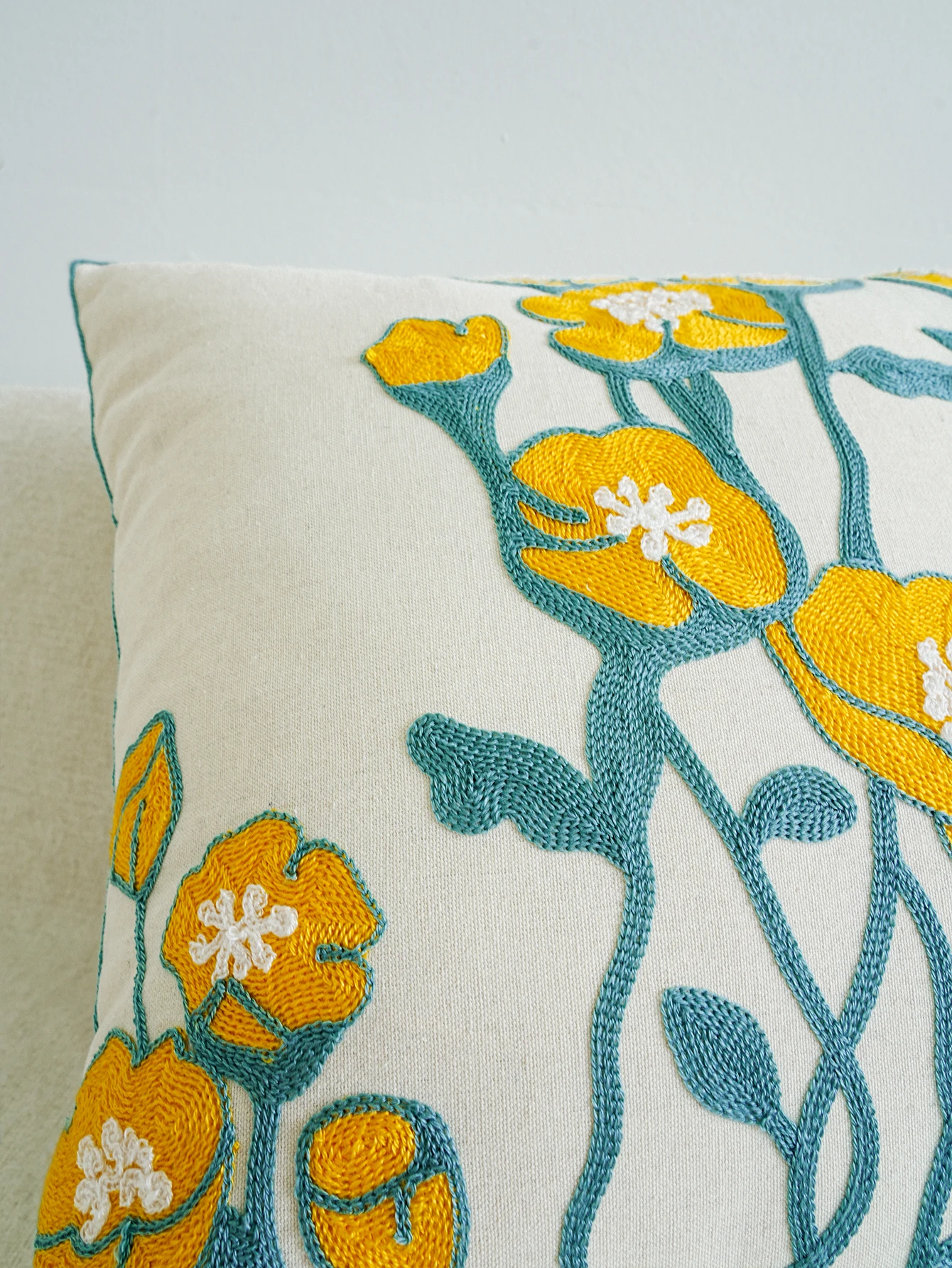 1pc Plant Flower Pattern Embroidered Polyester Cushion Cover  For Home Decor Without Core 45cm*45cm