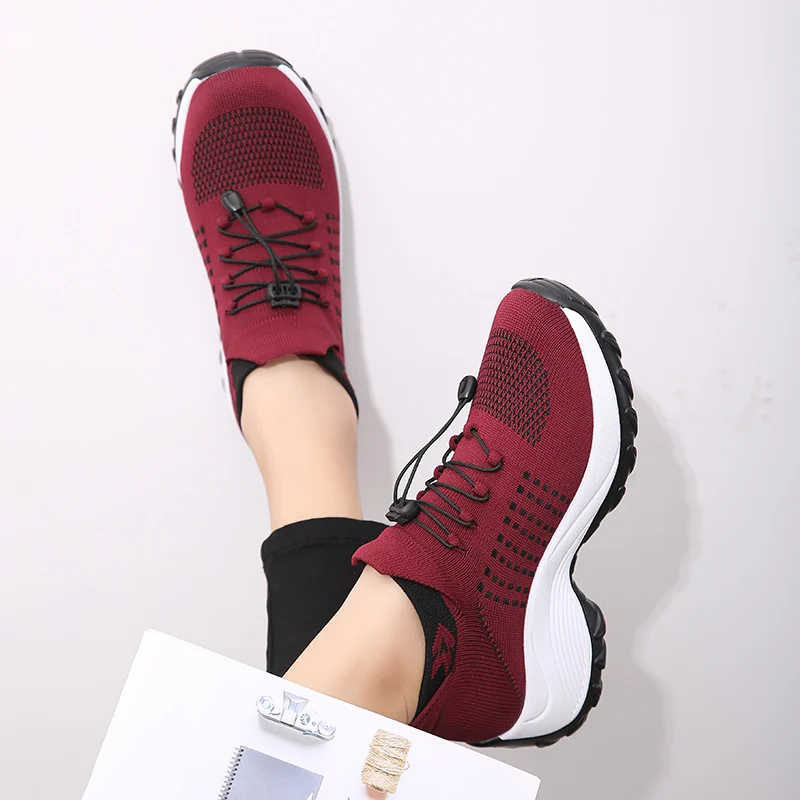 Walking Shoes Women Sneakers Fashion Air Cushion Shake Shoes Sports Breathable Thick Bottom Casual Shoes