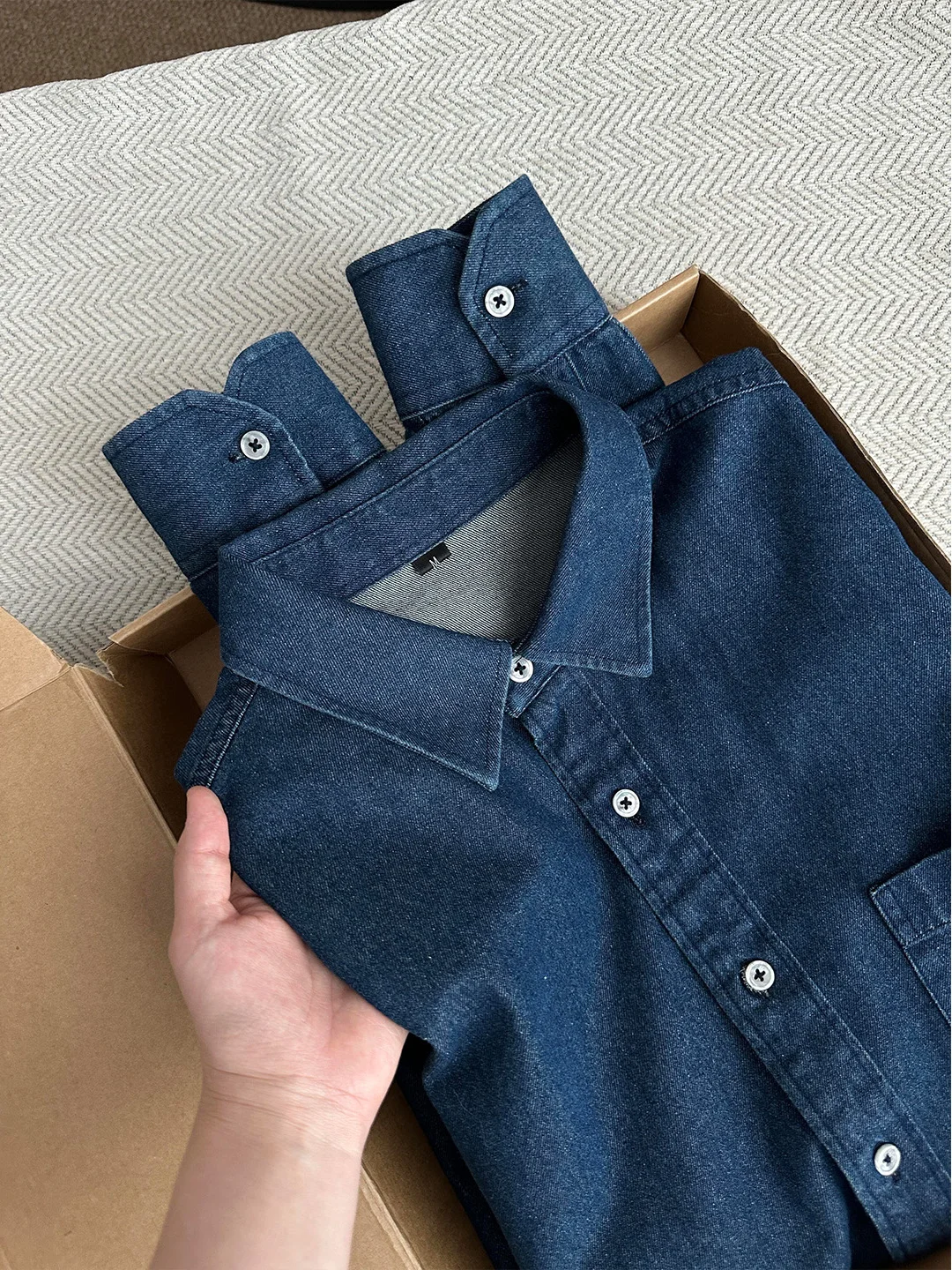 Retro Korean Style Long Sleeve Denim Shirt for Men Autumn College Style Layering Workwear Jacket Cleanfit Loose Fit Youth Trend