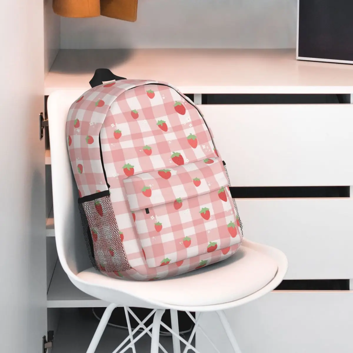Strawberry Plaid Backpack Hot Sale Daypack Large Capacity Boys Girls BookBag Shoulder Bags for Men Women School Bag