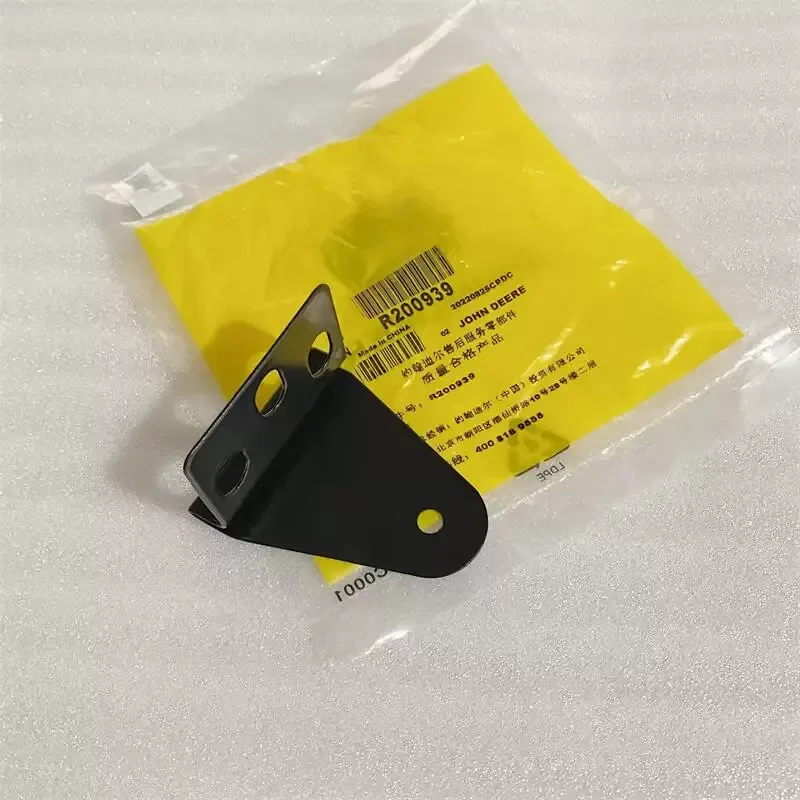 2026 Factory Direct Sales R282468 Tractor Parts 5-854 904 1204 1404 Side Window Hinge