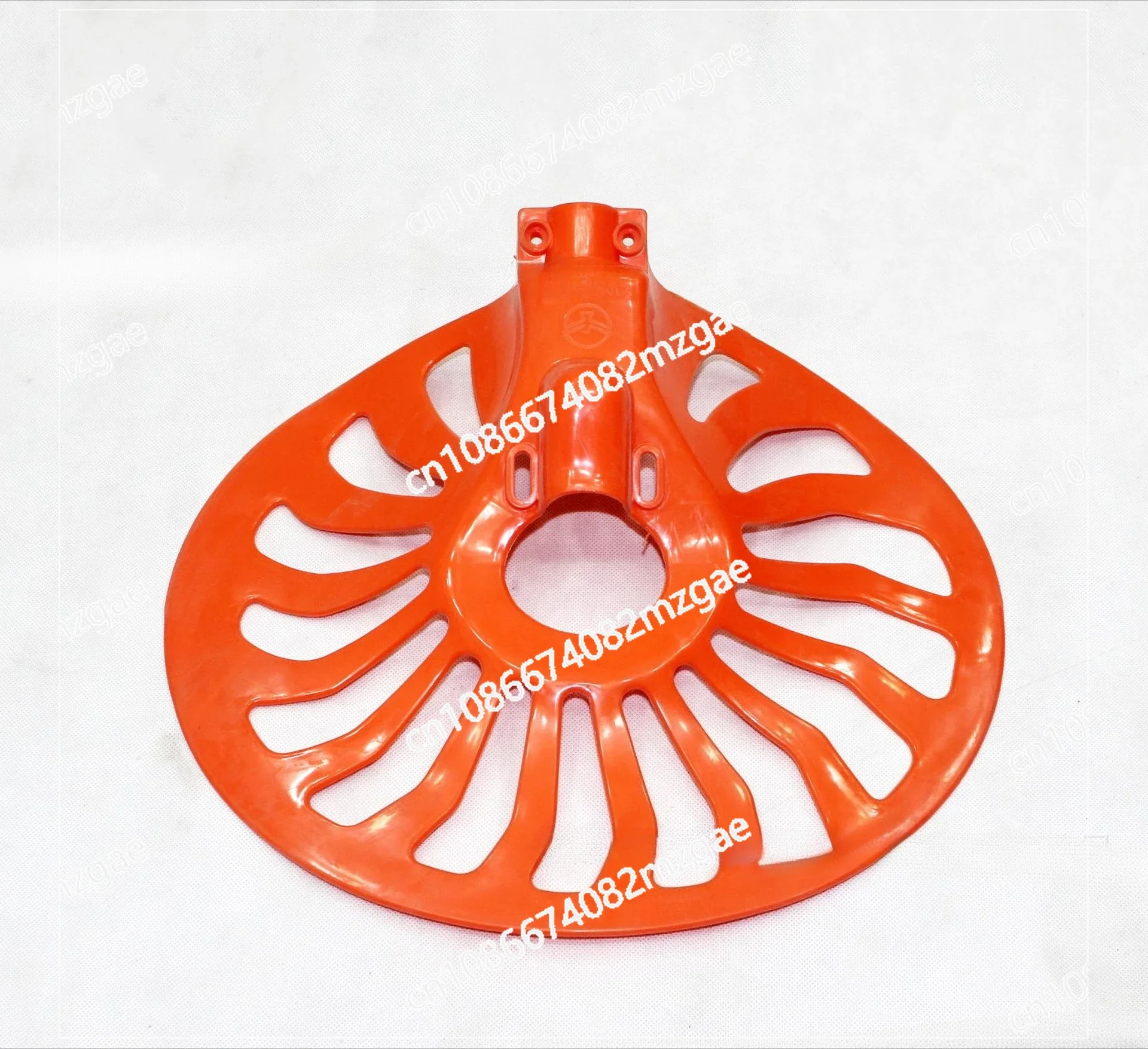 

Волшебный чехол для газонокосилки, кустореза