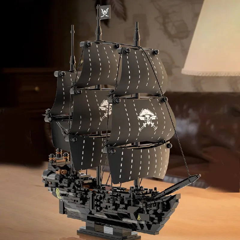 

774PCS Movie Black Pearl Pirate Ship Building Set,Ship Architecture Modular Building Block Assembly Model Kit,Creative Toys Gift