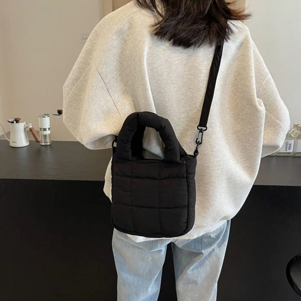 

New Lightweight Puffer Bag Casual Adjustable Shoulder Strap Puffy Bag Solid Color Crossbody Bag