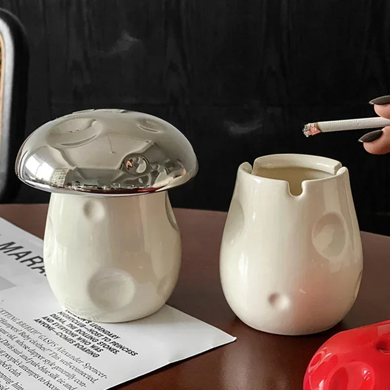 

Cute Mushroom Ashtray with Lid Anti-fly Ash Ashtray Home Desktop Ornaments Ashtray Decorative Living Room Ceramic Smoking Set