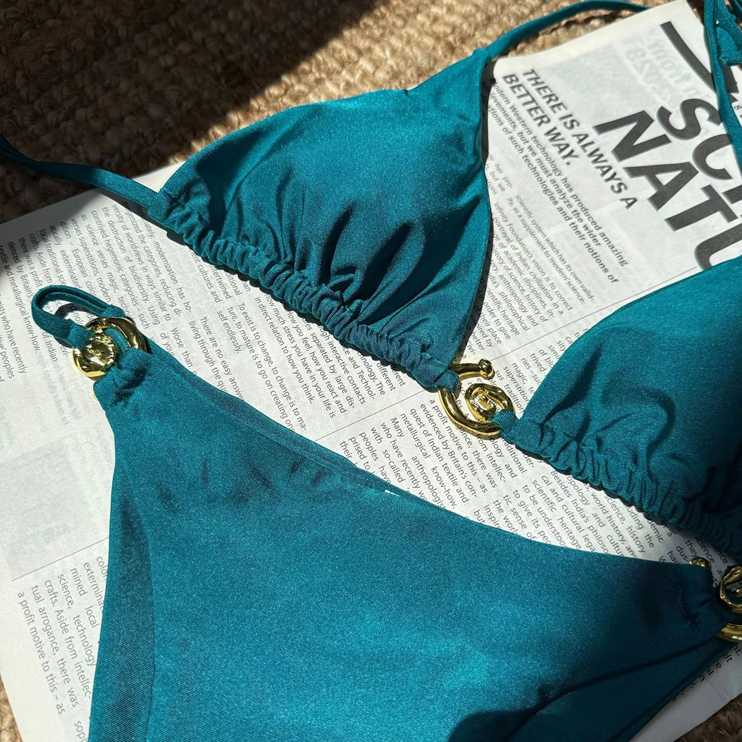 Neuer, verführerischer Bikini mit Metallringen und Neckholder-Ausschnitt, zweiteiliges Damen-Bikini-Set, Damen-Badebekleidung, gepolsterter Badeanzug, Badebekleidung, Modell V6430L. – Detail 21
