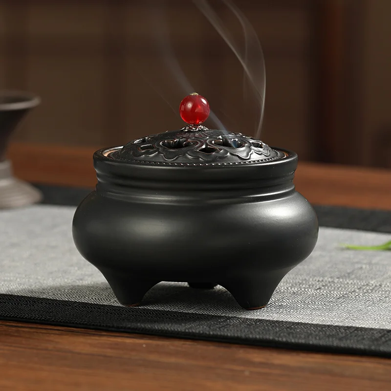 

Zen Retro Dark Gray Incense Burner Home Aromatherapy Burner Three-Legged Ceramic Sandalwood Burner Tea Ceremony Ornament Agarwoo
