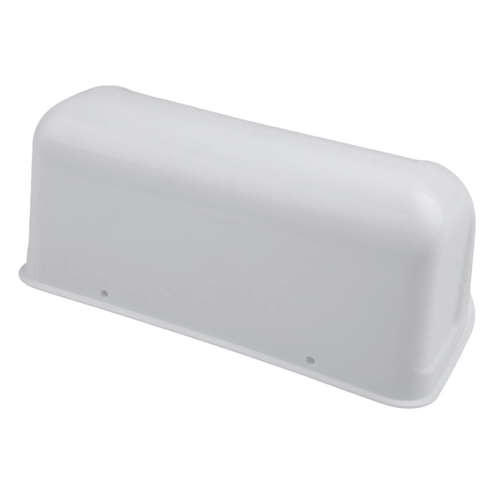 

Эффективный контейнер для кормления для курицы с подвесной конструкцией. Вмещает достаточную корму для нескольких птиц. Легко подходит для ухода и очистки.