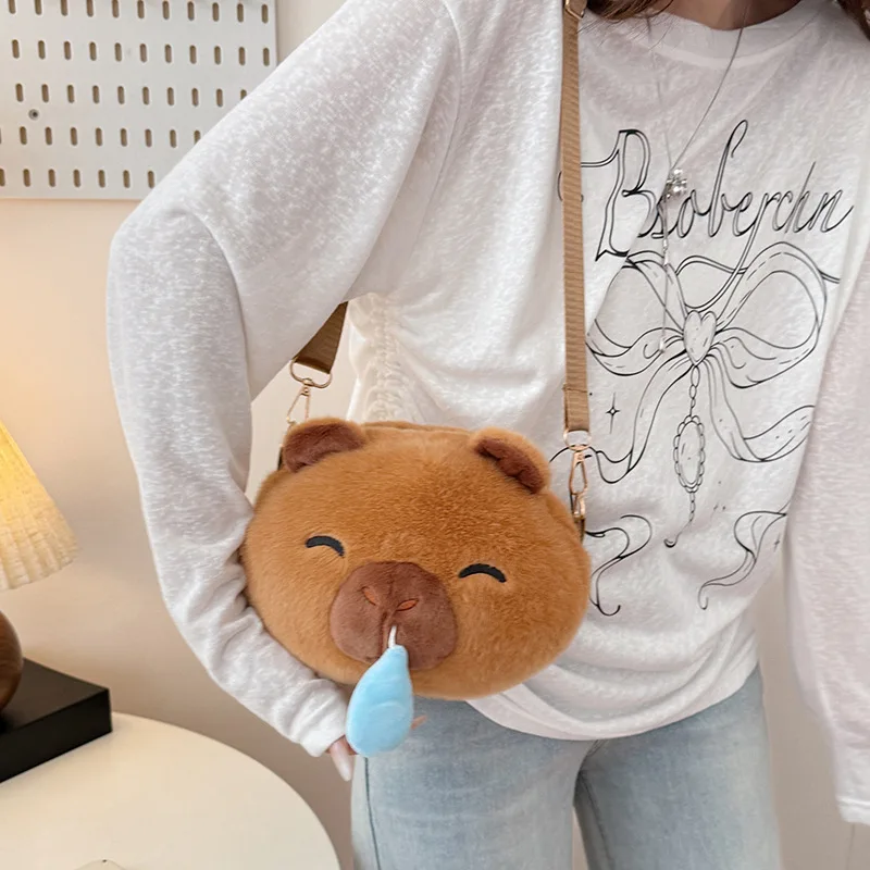 Lindo capibara Snot puede tirar hacia fuera bolso cruzado de felpa monedero de felpa creativo dibujos animados Anime Capybara bolso de hombro regalo de cumpleaños