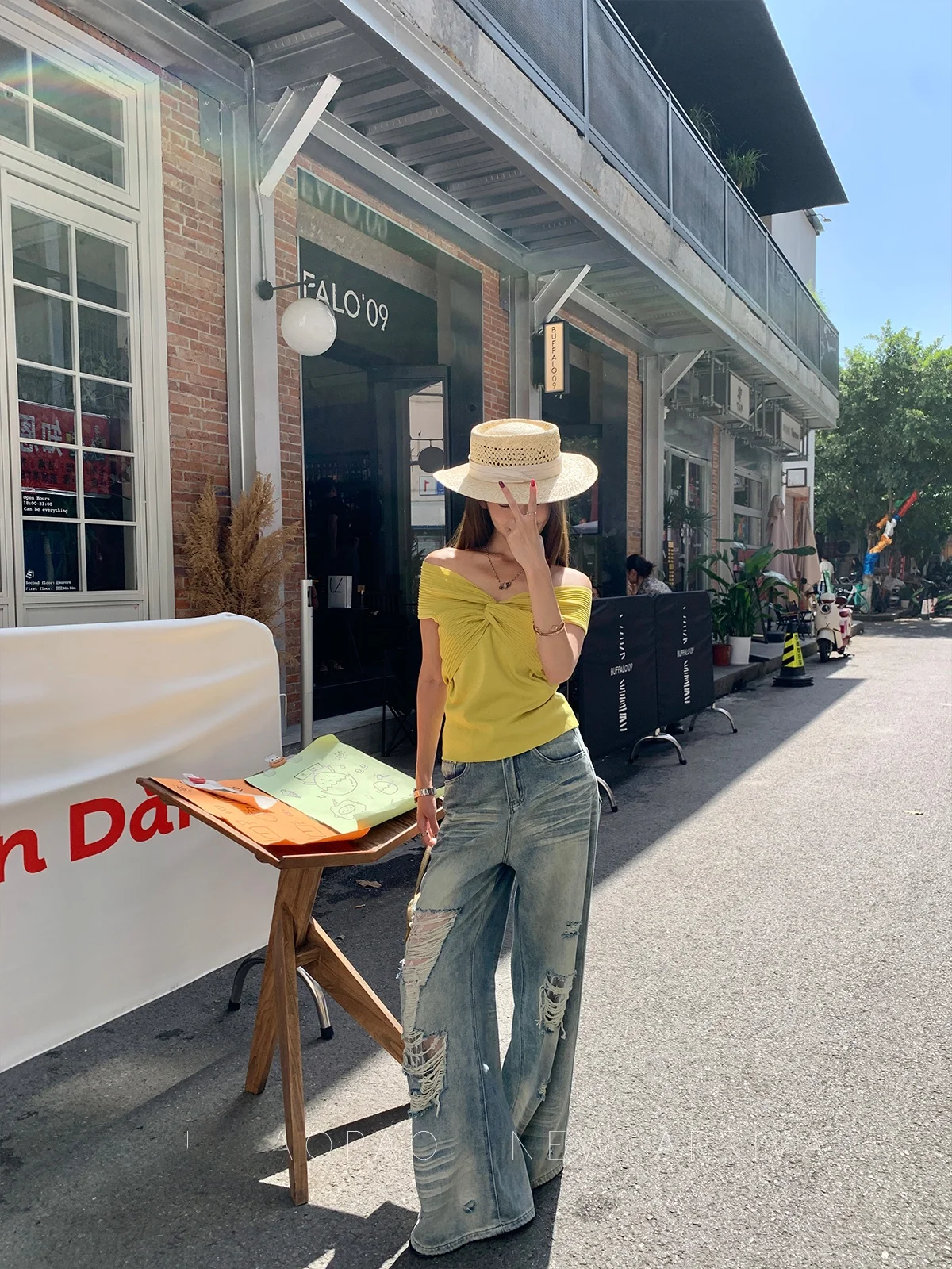 

Женские джинсы-клеш из выцветшего синего денима, повседневные, винтажные, летние, новые, с эффектом похудения, с высокой талией, на молнии