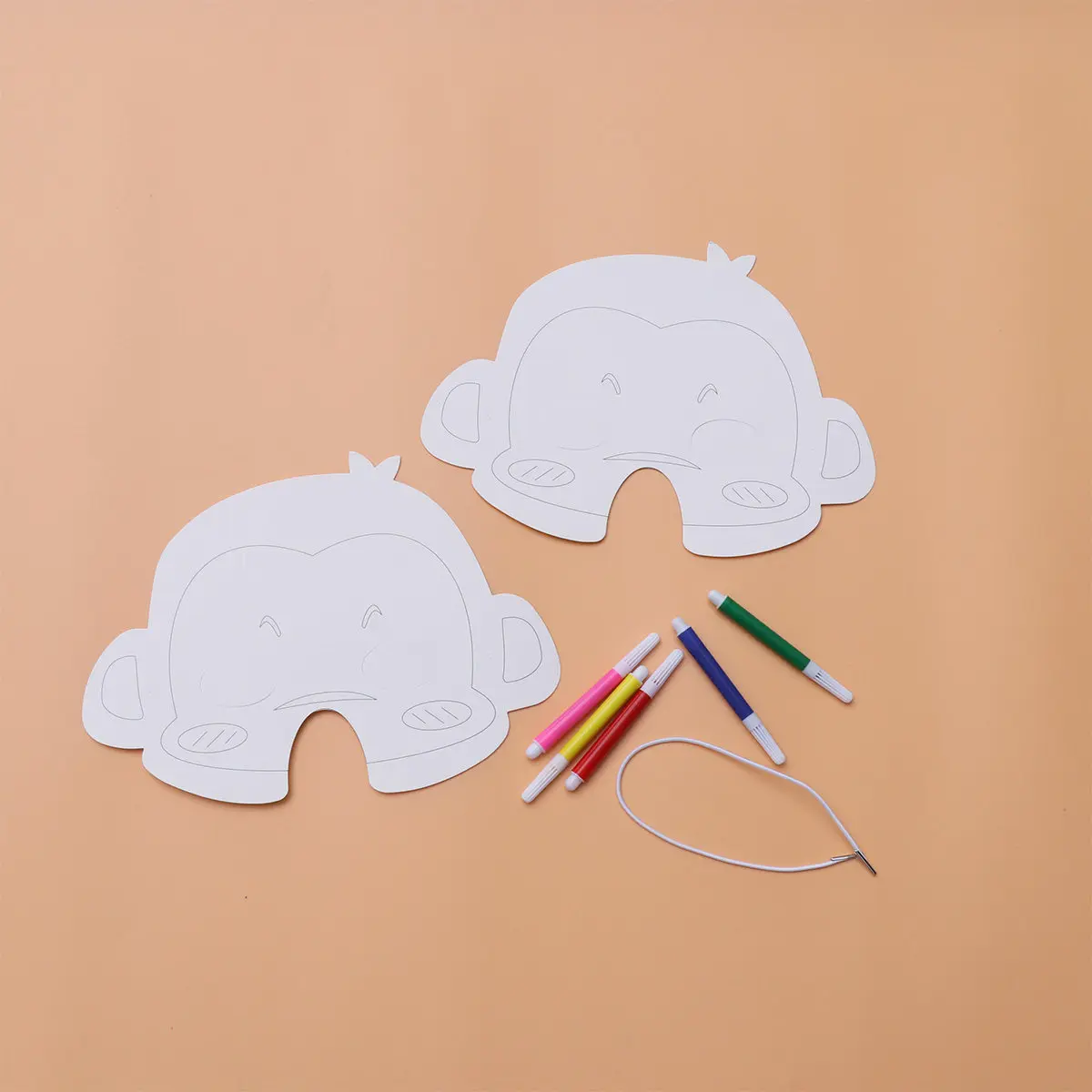 15Pcs Animal Hand-Painted Paper Mask Set White Blank DIY Craft Materials Markers for Children Imagination Sensory Development