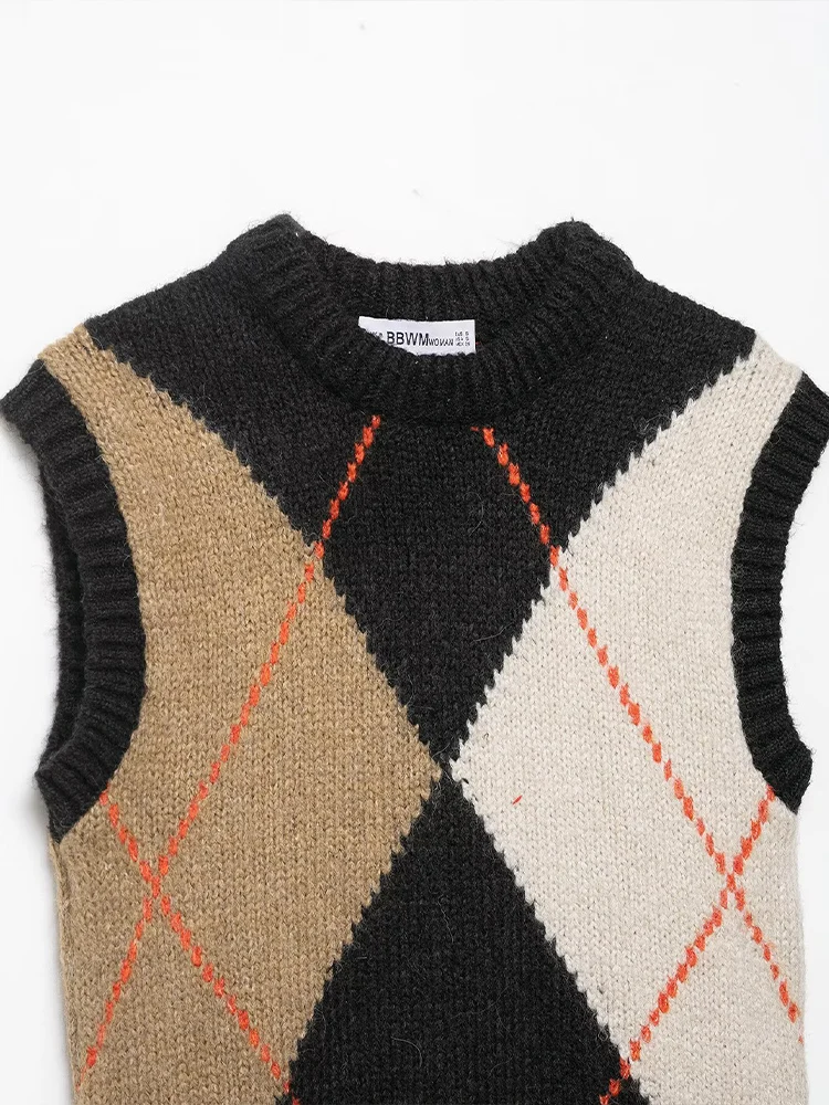 เสื้อกั๊กไหมพรมลายเพชร ดีไซน์ทันสมัยสไตล์ยุโรปและอเมริกา คอลเลคชั่นใหม่ล่าสุดสำหรับฤดูใบไม้ร่วงปี 2025