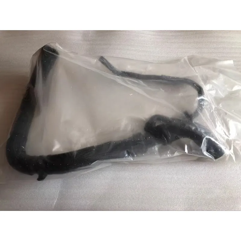 

215017612R For Renault Fluence Scenic Water tank pipe engine outlet pipe cooling water pipe