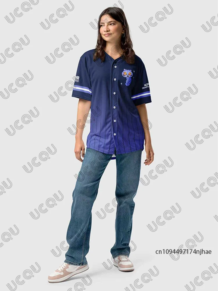 KPop Demon Hunters Derpy Tiger Maglia da baseball Coppie per donna Uomo Camicie a maniche corte con scollo a V Casual Streetwear Button Up Top