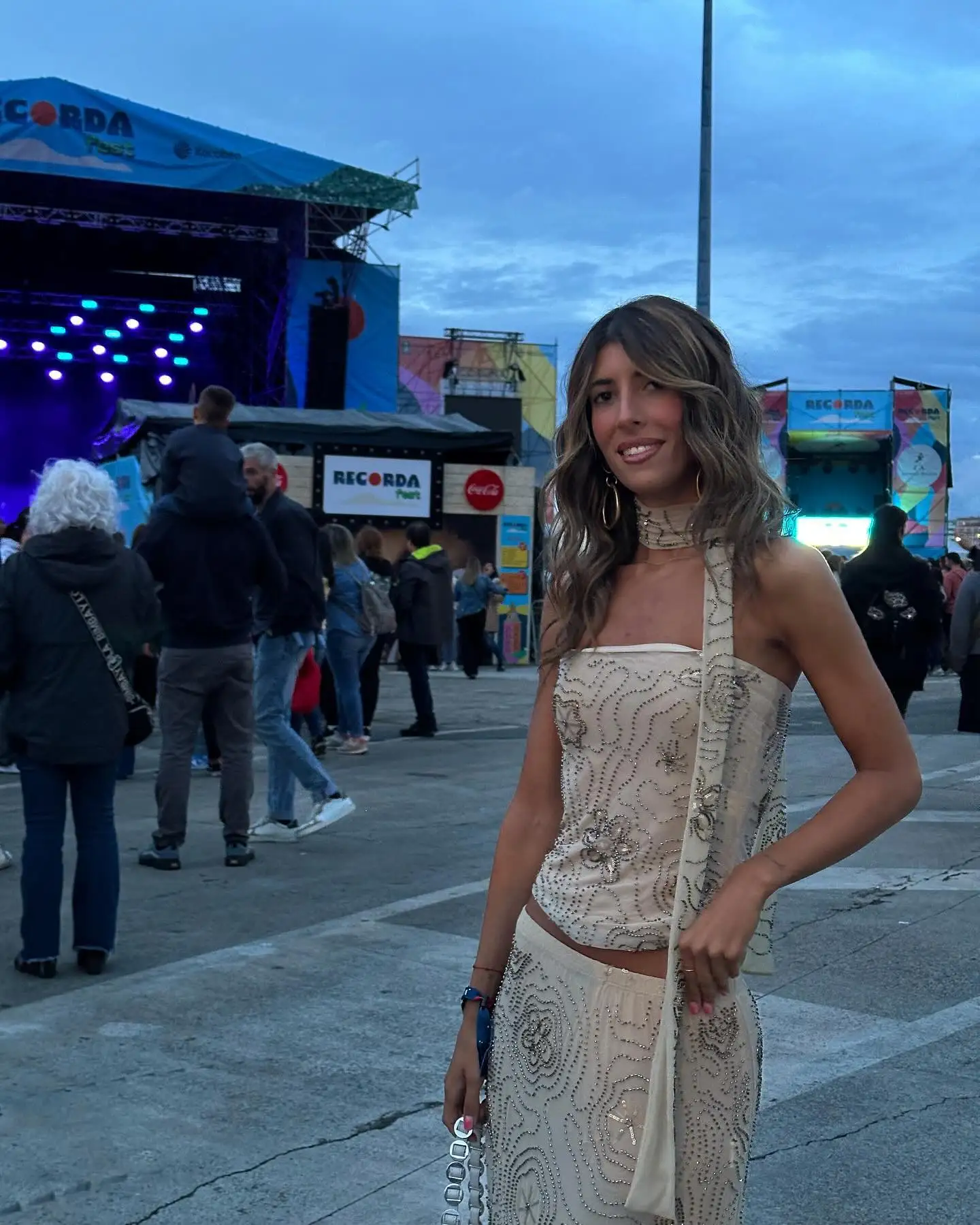 

HH женский элегантный комплект с юбкой, украшенный бисером, плиссированные шорты без рукавов с открытой спиной, топы + сетчатая длинная юбка трапециевидной формы с высокой талией, костюмы