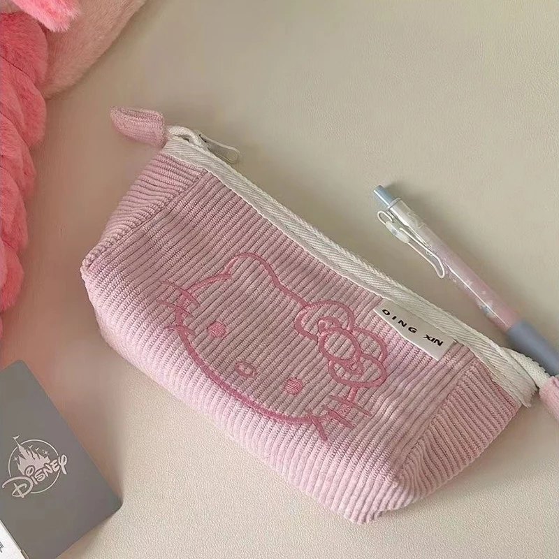 Hello Kitty sztruksowy piórnik Sanrio Anime Cartoon haftowane linie Kt torba do przechowywania artykułów piśmienniczych o dużej pojemności prezenty