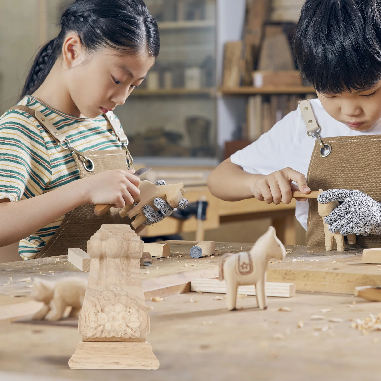 

Wooden Corbel Carved Solid Wood Bracket Small Decorative Carving for Cabinet Legs Home Decoration