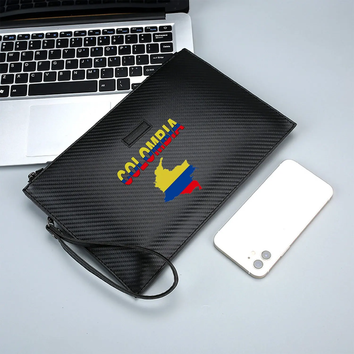 خريطة العلم كولومبيا نص خلفية سوداء أنيقة مطبوعة بولي PU حقيبة يد رجالية عصرية وعملية للحمل اليومي