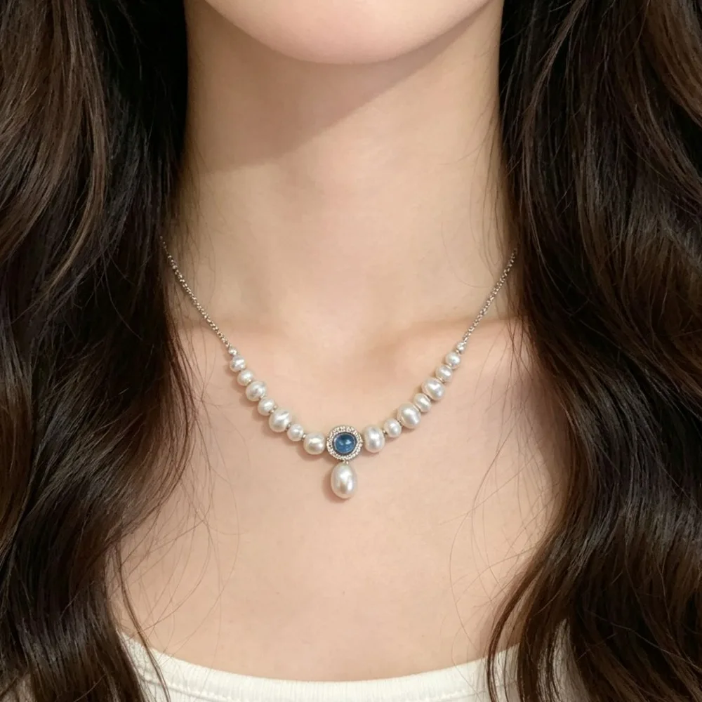 New Classic Retro Personality Simple Versatile Neck Chain Clavicle Chain Aquamarine Cat's Eye Charm Tassel Necklace for Women