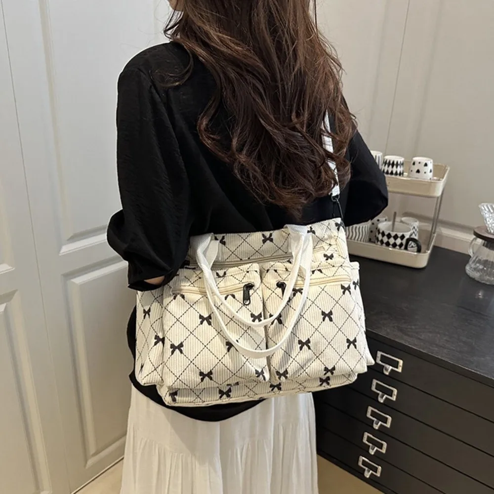 Sweet Women's Shoulder Bag Bowknot Print Large Capacity Underarm Tote Bag Lightweight Korean Style Commuting Handbag Travel